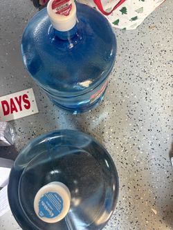 3 Jugs of Sparklets water plus dispenser
