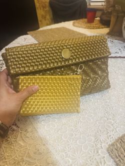 Purse and Wallet