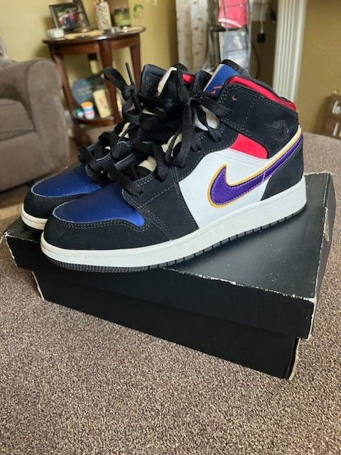 Air Jordan 1 Mid "lakers Top 3"