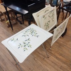 MCM 1960 Quaker USA Set Of 4 TV Trays