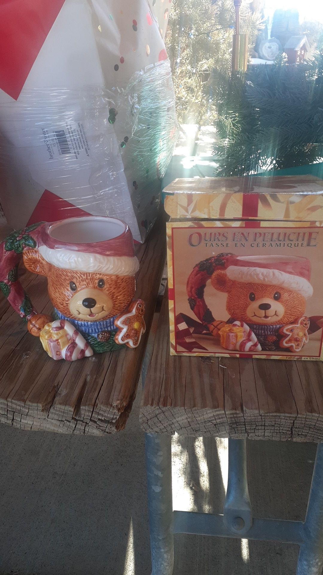 New Classic Holiday Design Hand Painted Holiday Mug
