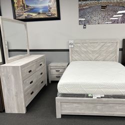 4PC Queen Bedroom Set 