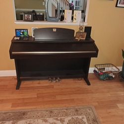 Yamaha Clavinova Piano 