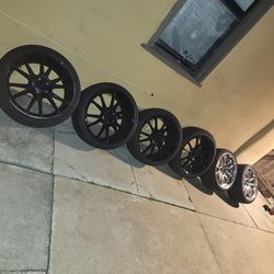 Pair Of Chrome Ds02. And Set Of NICHE RIMS. ALL 5X120