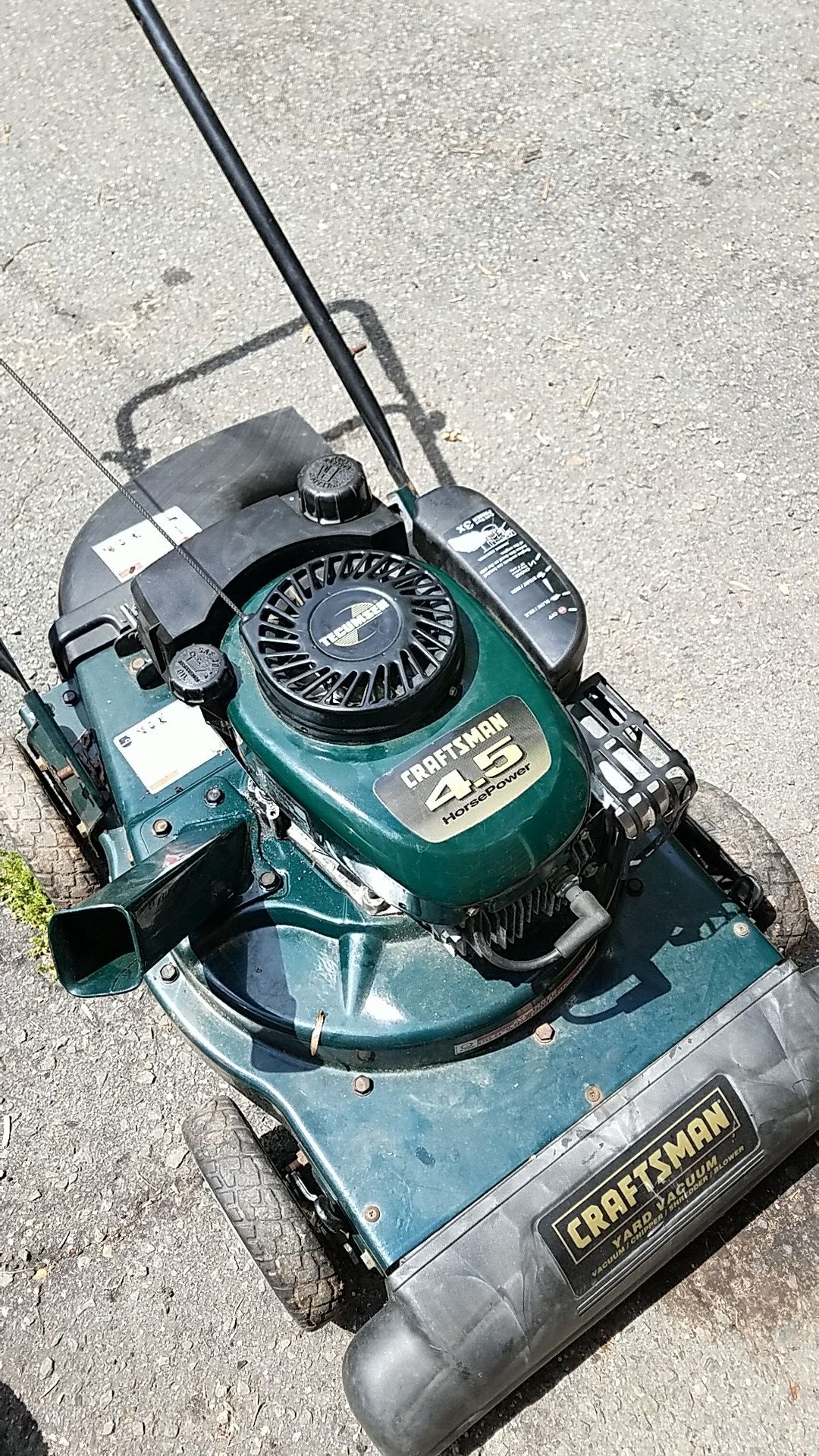 Craftsman 4-In-1 Plus Vacuum, Shredder, Chipper and Blower, Gas, 24in Wide  Vac - Roller Auctions