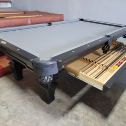 8ft pool table 
