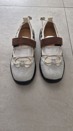 brand new size 38/8 ballerina sneakers