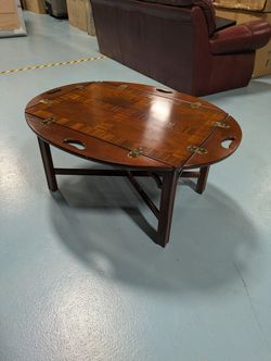 Classic English Butler's Coffee Table