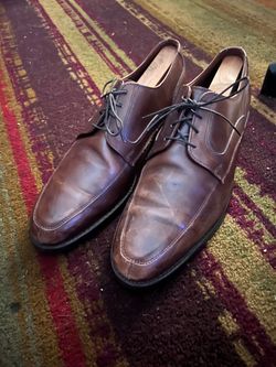 Allen Edmonds Montgomery Men's Size 10 D Dark Brown Split Toe Dress Shoes  Excellent condition shoes are extremely high end  Shoes trees are not inclu