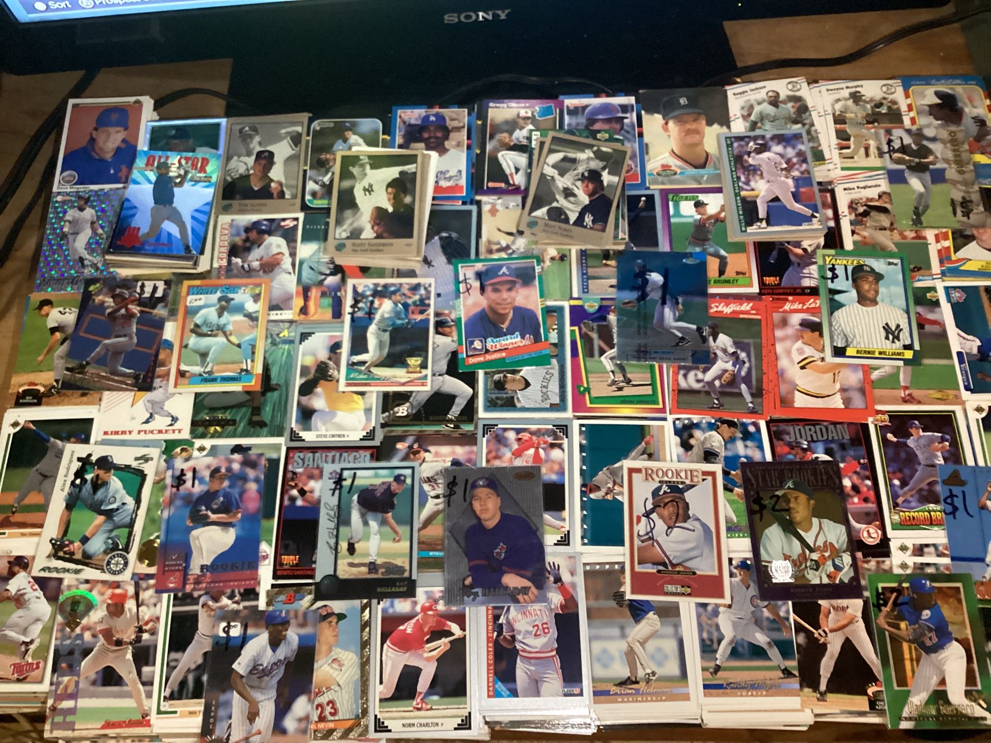 5500+ MLB Baseball card lot from 1990s with some 1980s