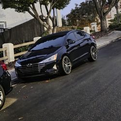 2020 Hyundai Elantra