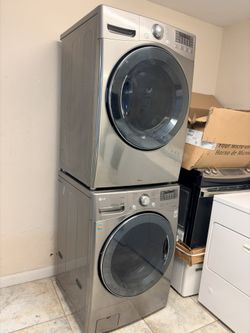 Lg Washer And Gas Dryer 