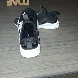 Black And White PUMA 4.5c