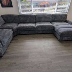 New 5 Piece Modular Sectional Couch! Multiple Configurations! Free Delivery 🚚! Free Assembly!