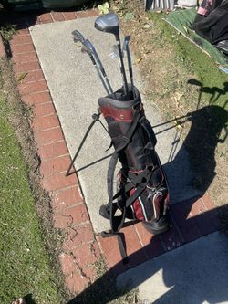 Junior Right Handed Kids Golf Clubs With Standing Bags 