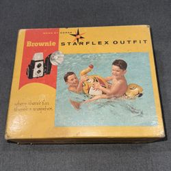 Vintage Kodak Brownie Starflex outfit