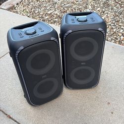 speakers