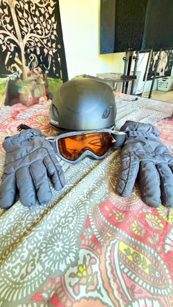 Demon Ski and Snowboard Gear Set: Helmet, Goggles, and Gloves