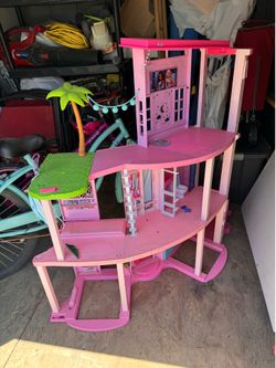 Barbie house