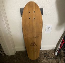 Skateboarding-mini board