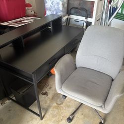Office Desk And Chair 