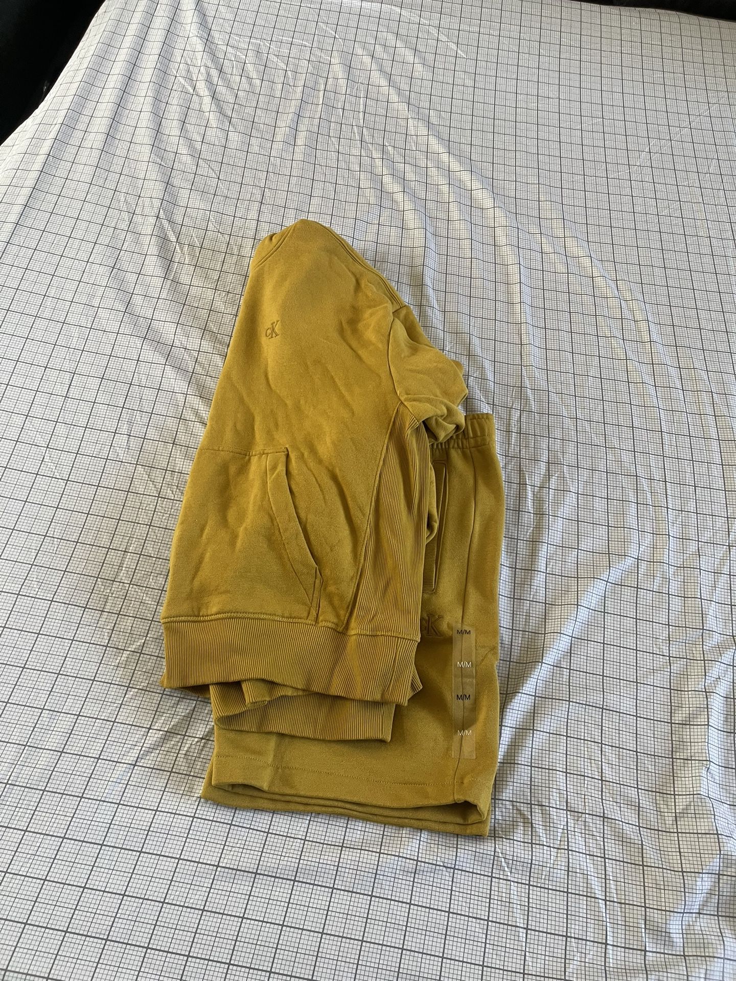 Calvin Klein Yellow Sweatshirt And Short Set