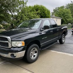 Dodge Ram 1500 SLT 