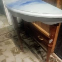 Vintage 3 Legged ConSole Table