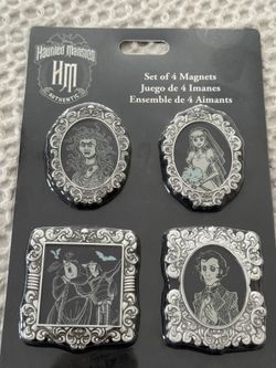 Disney Parks Haunted Mansion Constance Portrait Magnet Set Of 4 2024 This Set Of Four Is A Must Have For Any Disney Fan These Magnets Feature Stunning