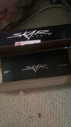 Black slat  amp 1500 watts