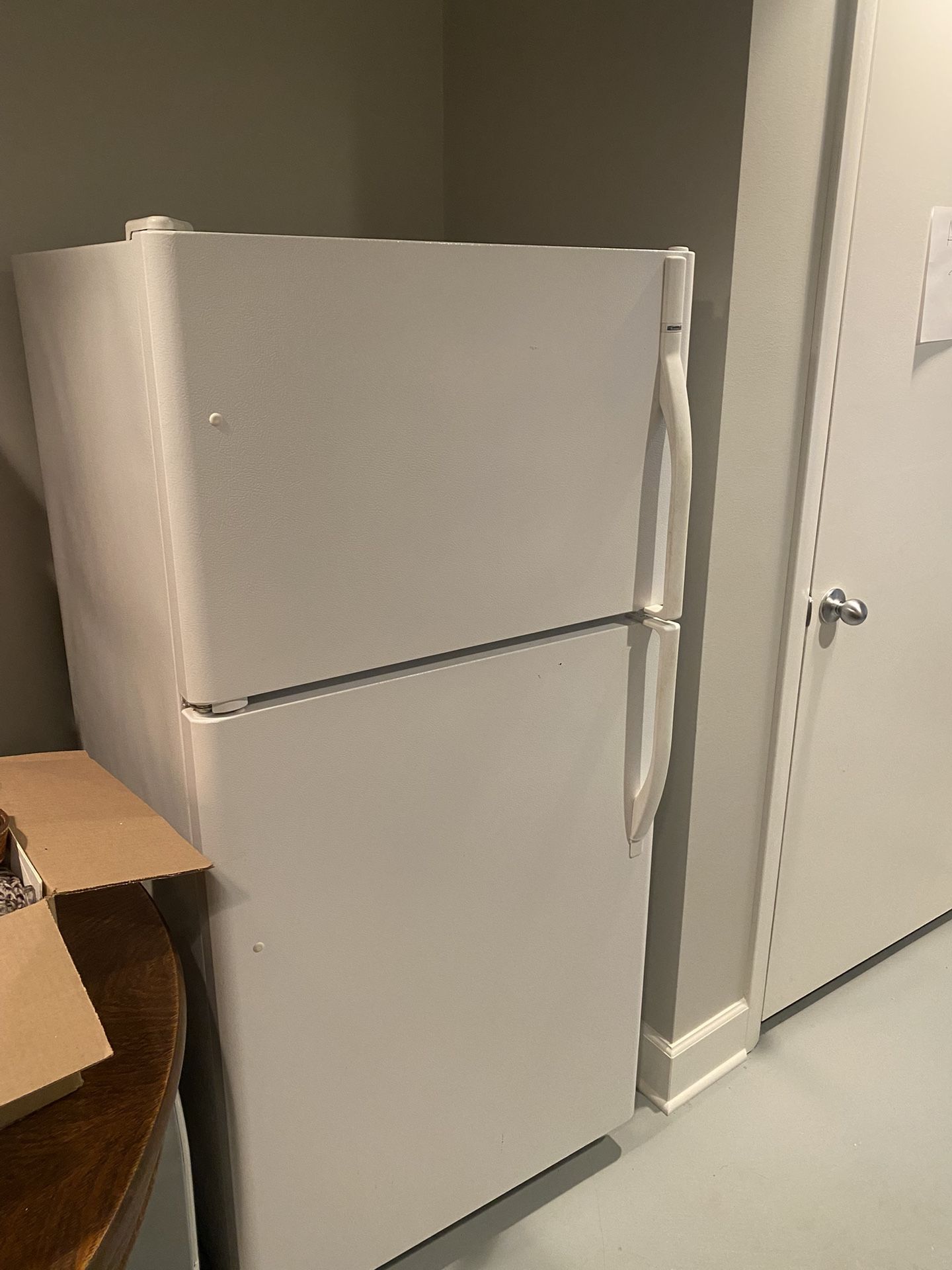Kenmore Refrigerator 
