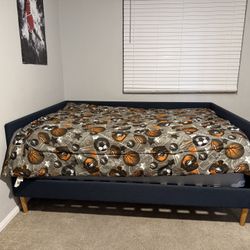 Full Size Day Bed