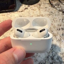Apple AirPods Pro