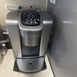 KEURIG Caffe Machine 