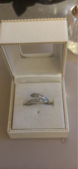 Silver Snake Wrap Ring with Clear Stones Size 5 Adjustable