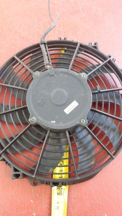 Electric Auto.or track. Fan.10". Use work good..