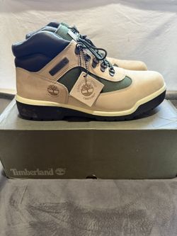 New In Box Timberland Boots Size -10