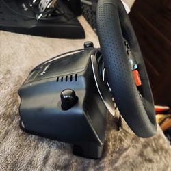 Logitech G29 Steering wheel