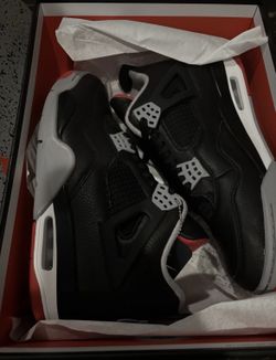 Jordan 4 Reimagined Size 9.5