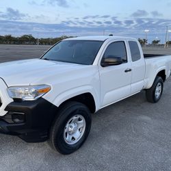 Toyota Tacoma 