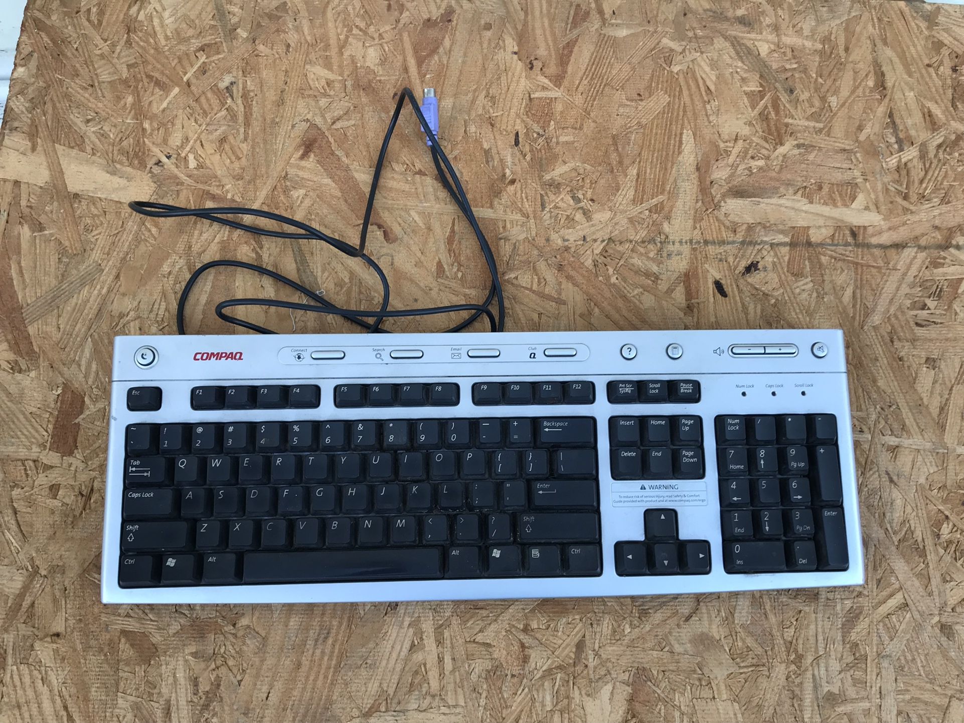 Compaq computer keyboard with ps2 connector