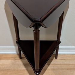 Bombay Company Round Triangle Drop Leaf Table
