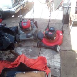 Craftsman (2) Lawn Mowers Gas