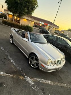 2002 Mercedes-Benz CLK-Class