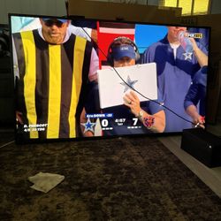 70” Sony XBR-70X850B 
