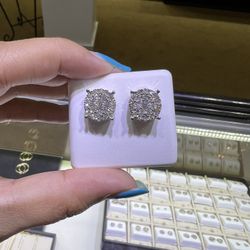 10k White Gold Real Diamond Cindy Earrings 1.5ctw For A Good Price!!
