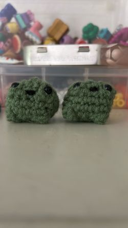 Cute mini frogs