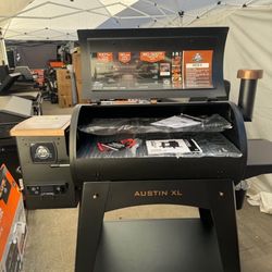 Pit Boss Pellet Smoker, Austin XL 1000 Square Inch Wood Fired Pellet Grill, Onyx Series