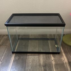 20 Gallon Glass Tank And Mesh Metal Lid