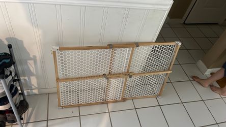 Solid wood Safety first baby gate. No smoking, no fragrances